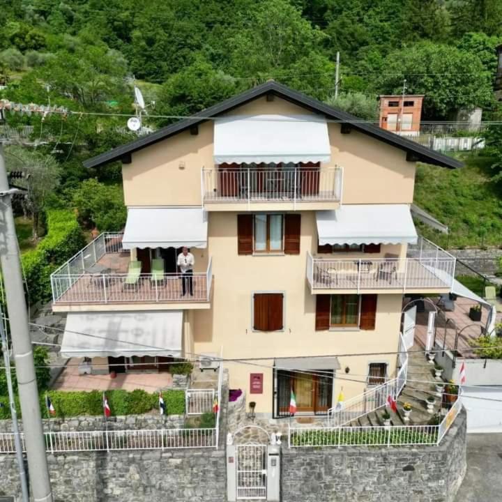 B&B-Foresteria Casa Della Musica Lake Como Mandello del Lario Luaran gambar