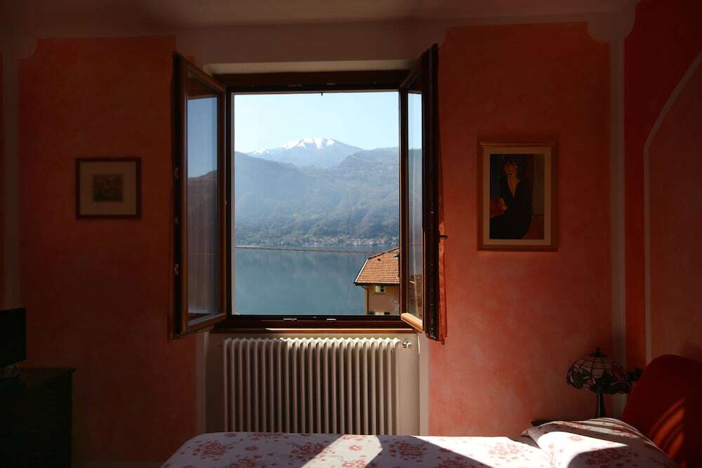 B&B-Foresteria Casa Della Musica Lake Como Mandello del Lario Luaran gambar